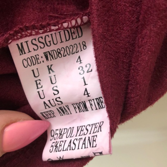 Misguided burgundy dress - Picture 5 of 5